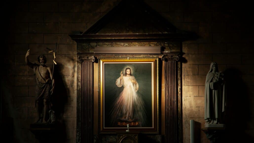 painting of jesus | Photo by Franck Denis/pexels
