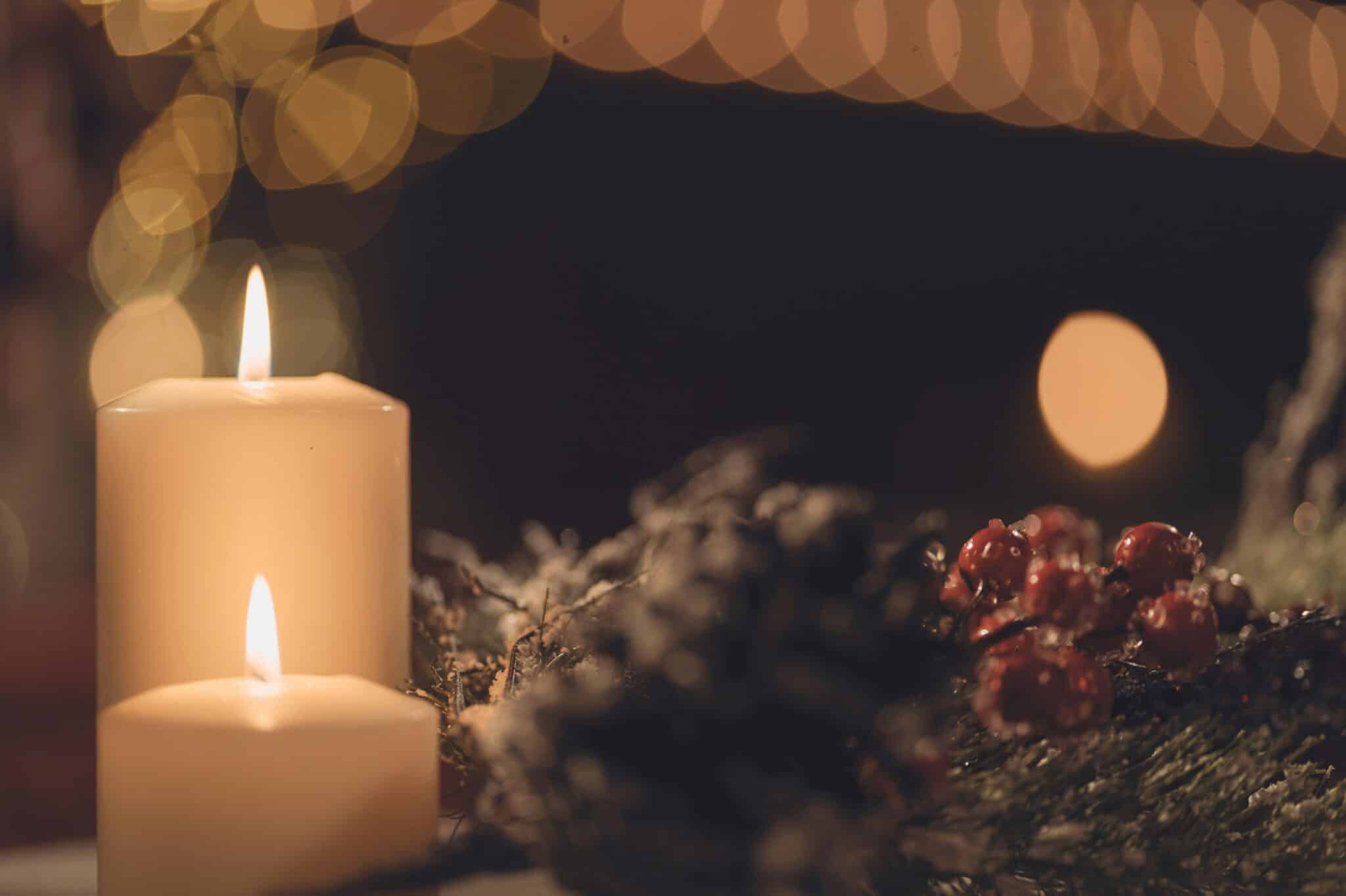 Christmas candles | Photo by Laura Nyhuis on Unsplash