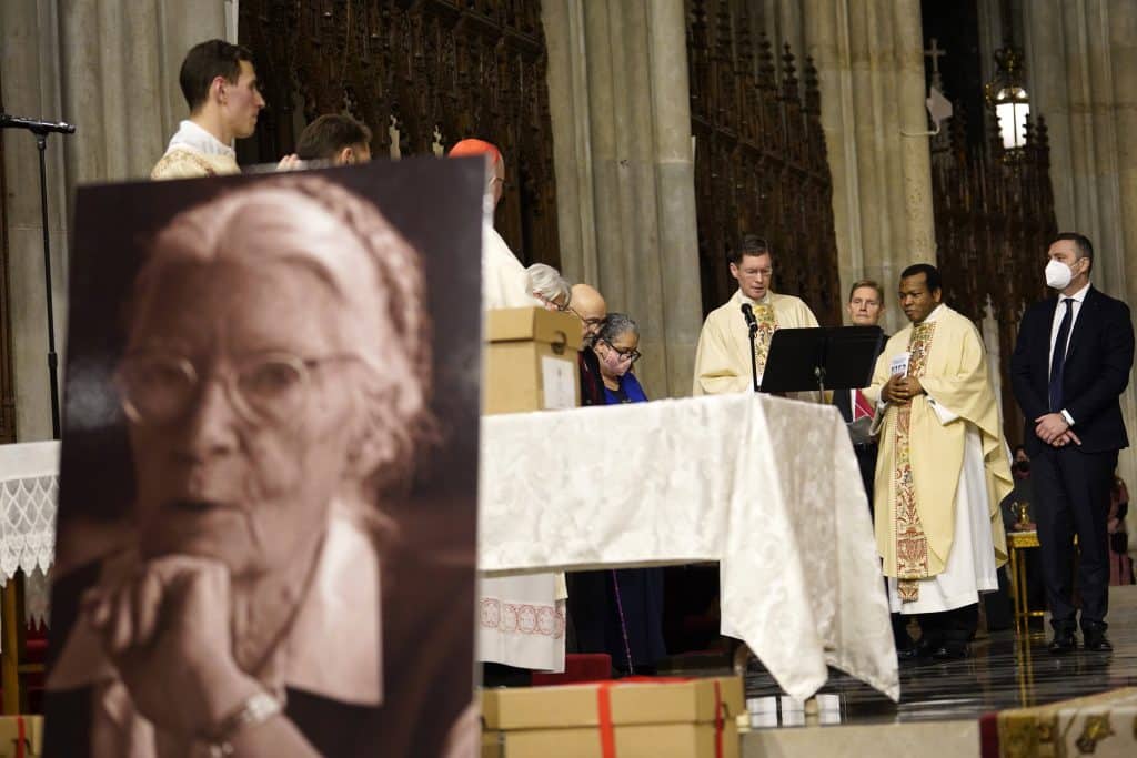 Picture of Dorothy Day at Mass