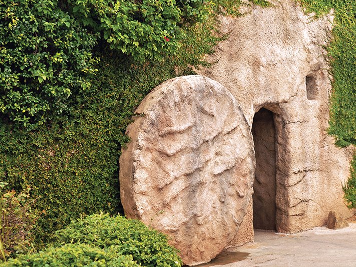 Photo of a rock and a tomb