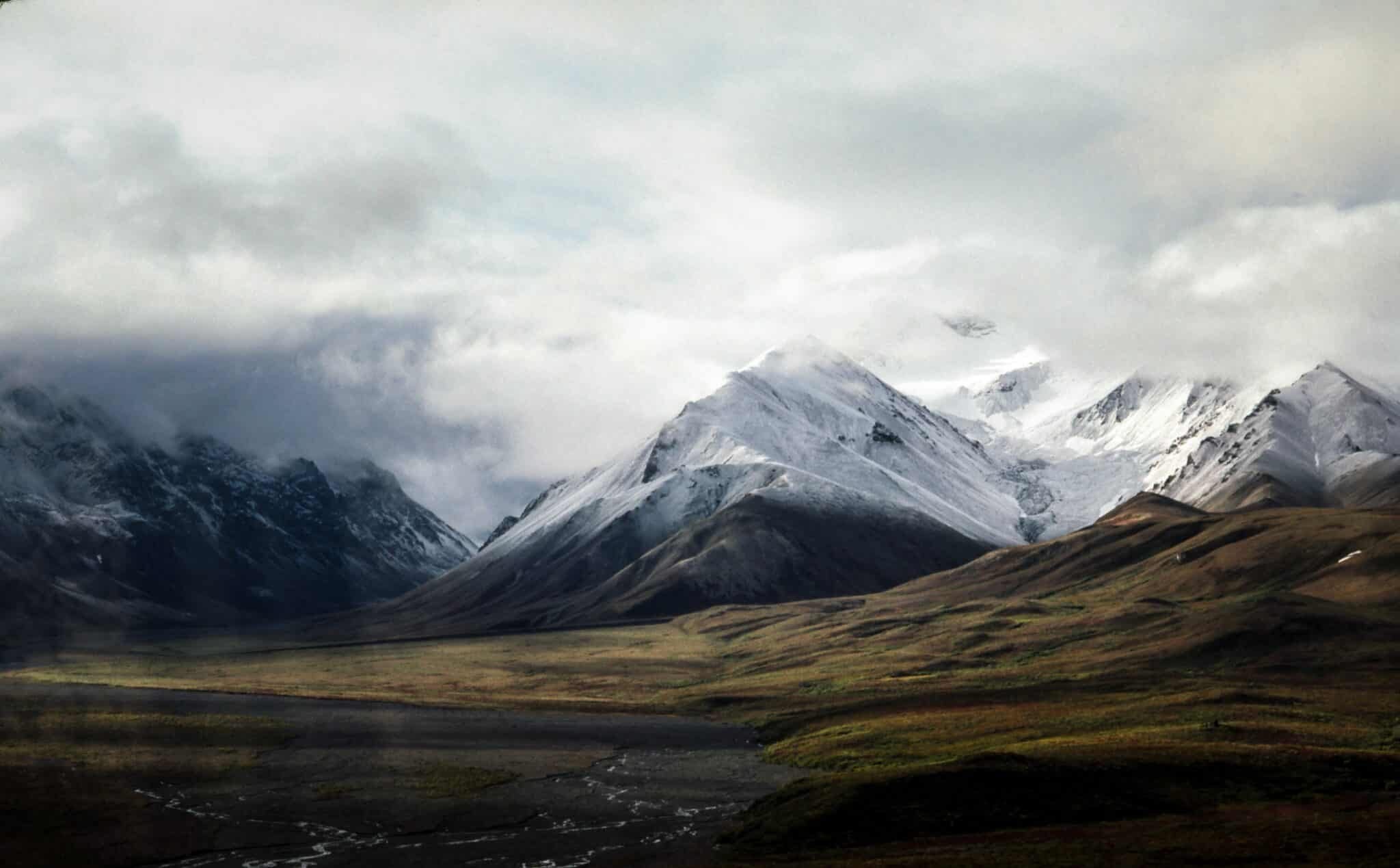 Mountain and valley photo by Nathan Anderson on Unsplash