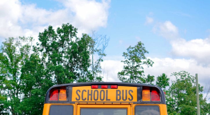 yellow school bus