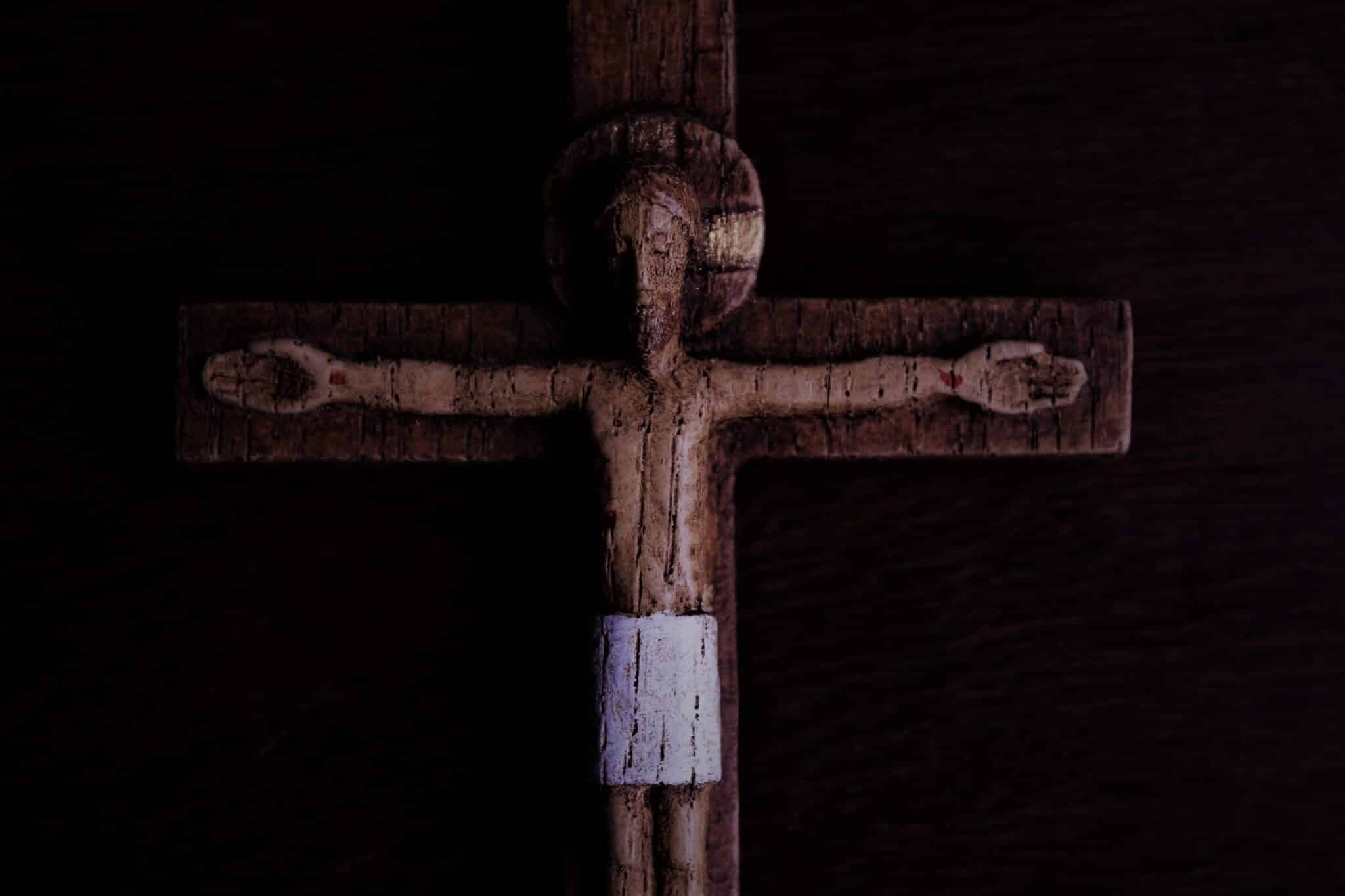 Jesus on the cross | Photo by Rui Silva sj on Unsplash