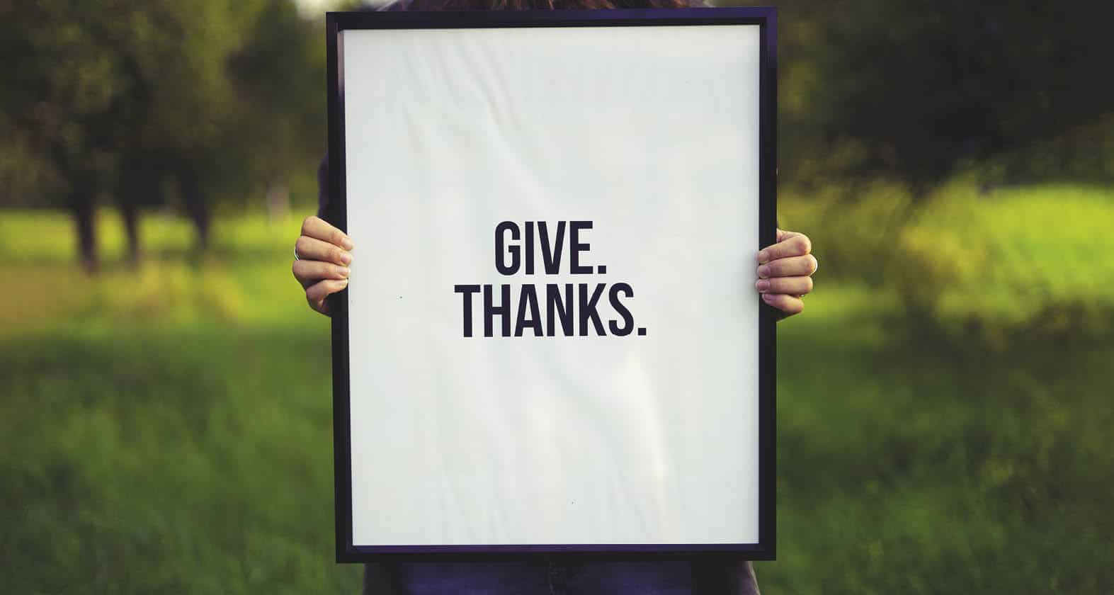 Sign that says give thanks