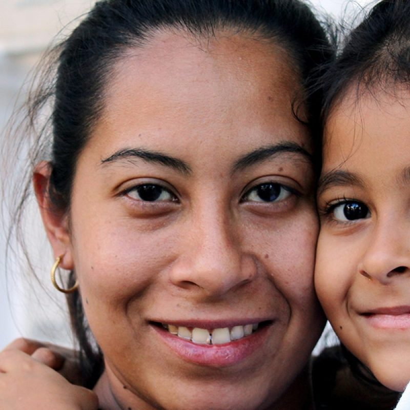 mother and child immigrants
